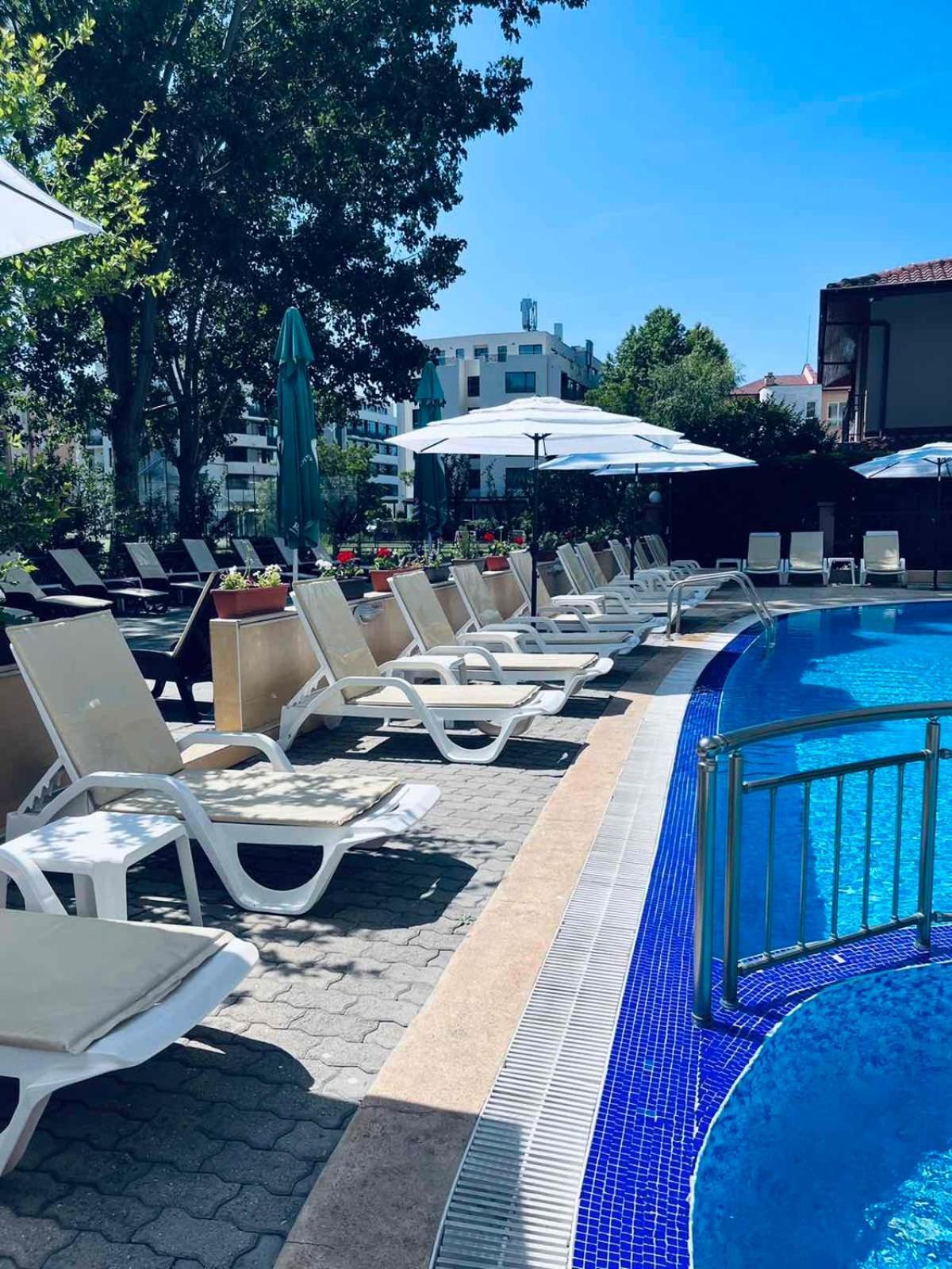 Hotel Riagor Slântsjev Brjag Eksteriør bilde